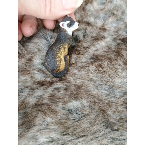 Miniature Ferret Figurine Brown & White Hand-Painted‎ Collectible Toy Animal - Picture 4 of 5